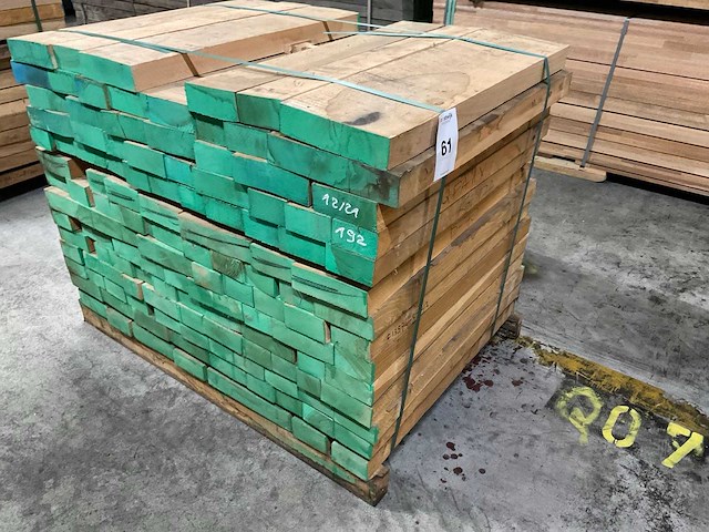 Europees eiken planken 52 mm ca. 0,531 m³ - afbeelding 1 van  3