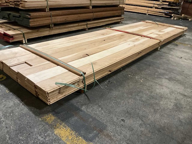 Europees eiken vellingdelen 15x140 mm (49x) - afbeelding 1 van  5