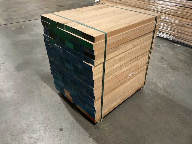 Europes eiken panelen 40x650x800 mm verlijmd en voorgeschuurd (20x) - afbeelding 3 van  5