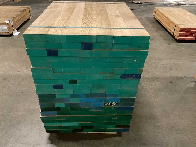 Europes eiken panelen 40x650x800 mm verlijmd en voorgeschuurd (20x) - afbeelding 2 van  4