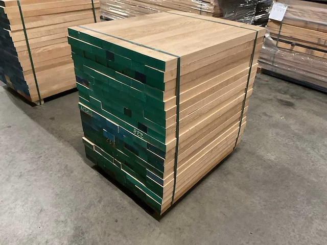 Europes eiken panelen 40x650x800 mm verlijmd en voorgeschuurd (20x) - afbeelding 3 van  4