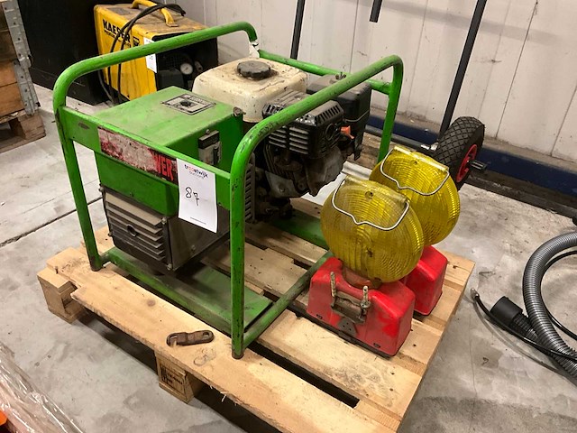 Europower ep 2500 f – 48 noodstroomaggregaat - afbeelding 1 van  4