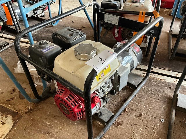 Europower ep3300 3 kva stroomaggregaat - afbeelding 1 van  4