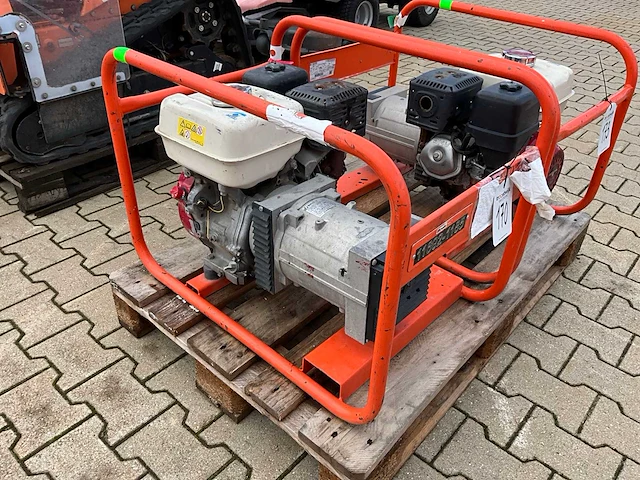 Europower ep4100 stroom aggregaat - afbeelding 9 van  9