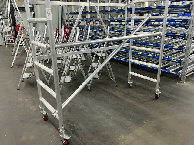 Euroscaffold 190 platform rolsteiger - afbeelding 3 van  4
