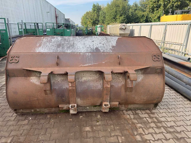 Eurosteel - loaderbak - afbeelding 4 van  6