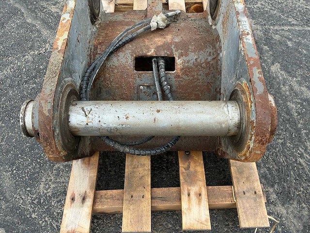 Eurosteel ec300el hydraulische snelwissel - afbeelding 7 van  7