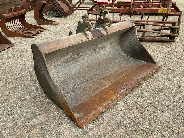 Eurosteel graafbak “cw10” - afbeelding 1 van  6