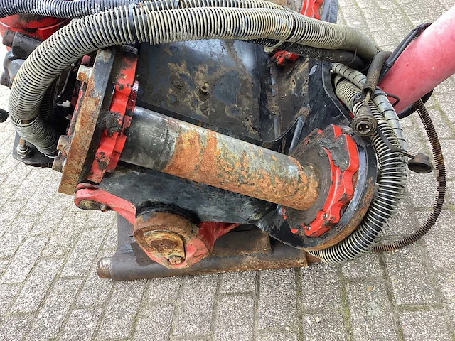 Eurosteel indexator rt60-te-hd tiltrotator - afbeelding 11 van  19