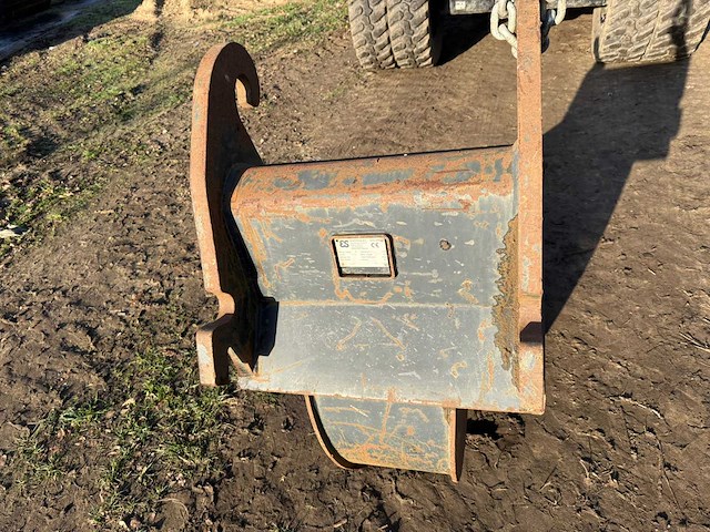 Eurosteel sleuvenbak 30cm voor graafmachine - afbeelding 3 van  6