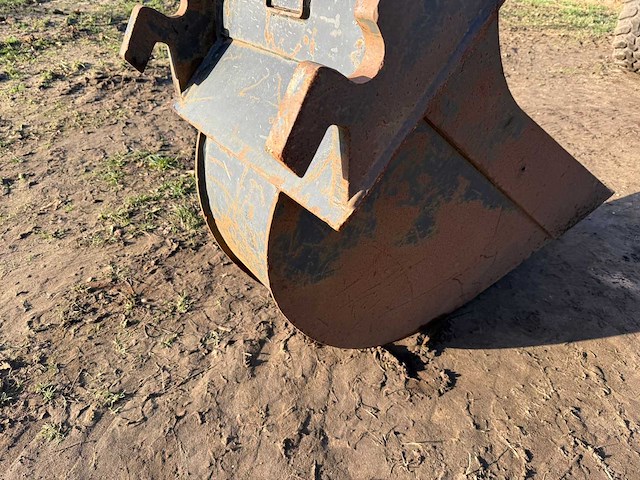 Eurosteel sleuvenbak 30cm voor graafmachine - afbeelding 4 van  6