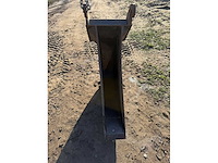 Eurosteel sleuvenbak 30cm voor graafmachine - afbeelding 2 van  6