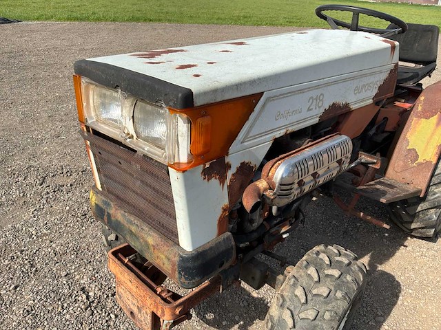 Eurosystems (ferrari) california 218 tweewielaangedreven landbouwtractor - afbeelding 16 van  18