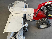 Eurosystems p55 zelfrijdende veegmachine - afbeelding 2 van  11