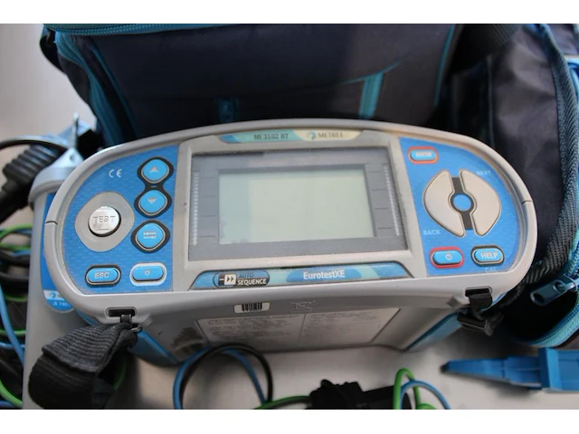Eurotest xe mi3201bt metrel met meetkabels en pennen. - afbeelding 2 van  4