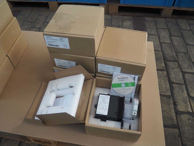 Eurotherm - epack-1ph/25a/24v - power controller (6x) - afbeelding 1 van  5