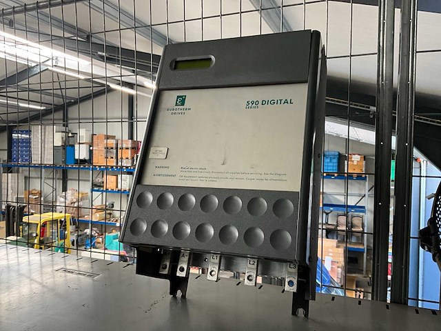 Eurotherm 590c/0350/? frequentieregelaar/ dc drivecontroller - afbeelding 1 van  5