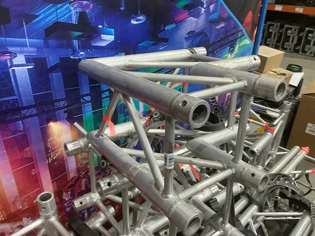 Eurotruss - fd34 - aluminium truss (9x) - afbeelding 4 van  7