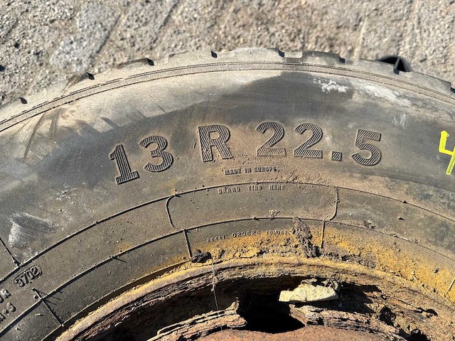 Eurotyre - all-trac radial - band 13r22.5 - afbeelding 4 van  9