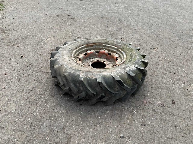 Eurotyre - band 14.9r28 - afbeelding 1 van  9