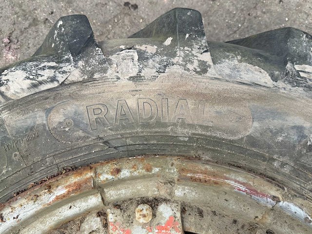 Eurotyre - band 14.9r28 - afbeelding 5 van  9