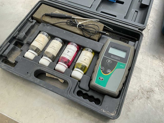Eutech instruments ph5+ ph-meter - afbeelding 2 van  4