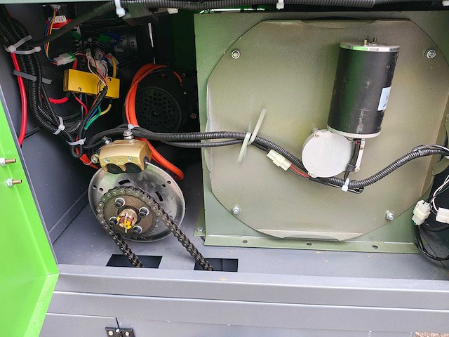 Ev - 2025 - d19 - zelfrijdende veegmachine - afbeelding 10 van  32