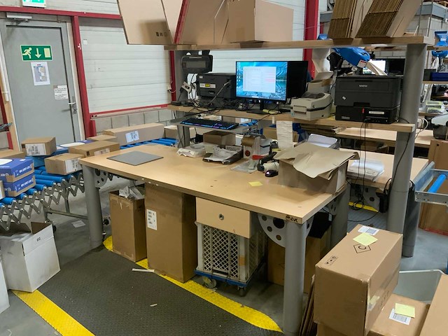 Evc - duo - 2-delige inpaktafel eiland met 30kg weegschaal - afbeelding 3 van  20