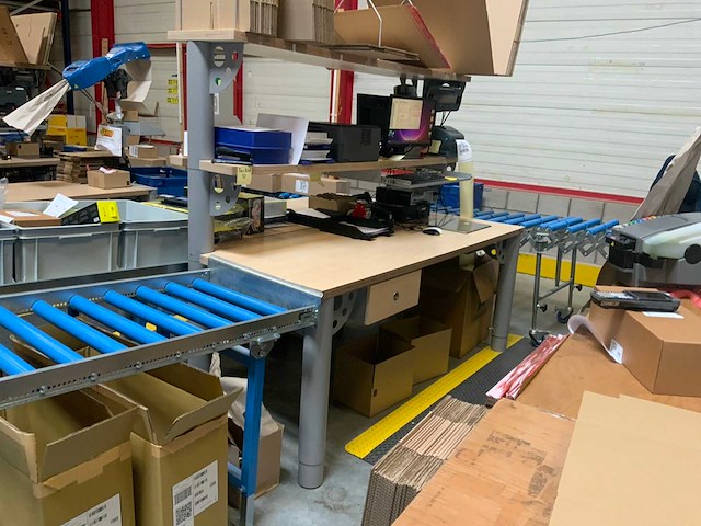 Evc - duo - 2-delige inpaktafel eiland met 30kg weegschaal - afbeelding 8 van  24