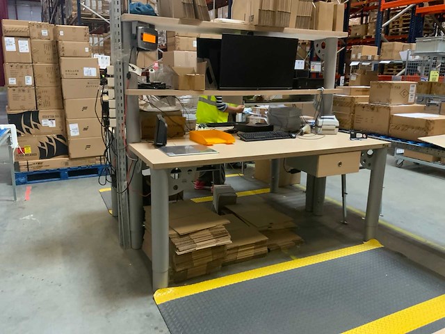 Evc - duo - 2-delige inpaktafel eiland met 30kg weegschaal - afbeelding 4 van  9