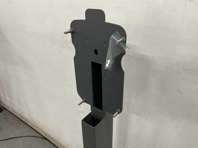 Eve - statief voor laadpaal / wallbox (4x) - afbeelding 3 van  6