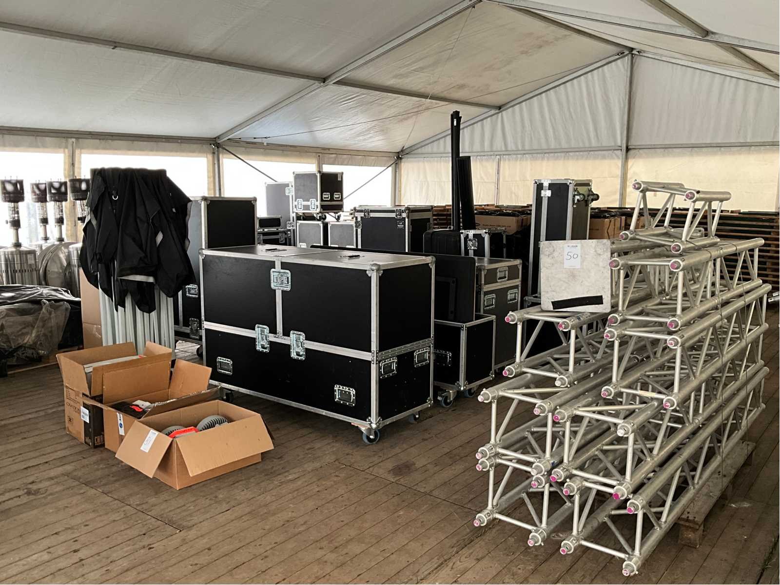 Evenementen- en party verhuur materiaal