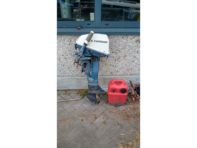 Evenrude buitenboordmotor - afbeelding 1 van  1