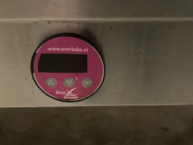 Everbake 6 vaks frituurstation voor oliebollen - afbeelding 12 van  16