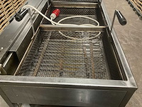 Everbake 6 vaks frituurstation voor oliebollen - afbeelding 15 van  16