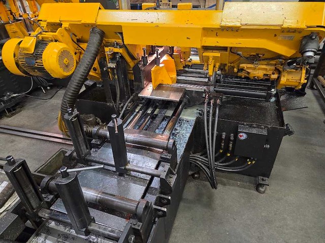 Everising - 2011 - h 260 hb - cnc-bandzaagmachine - afbeelding 10 van  10