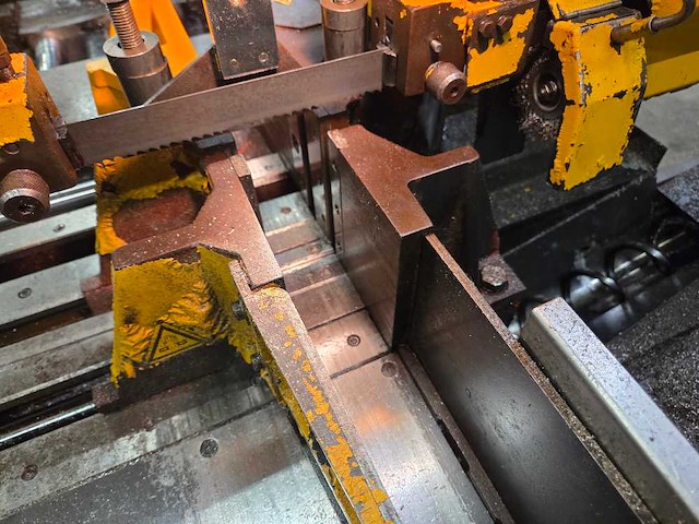 Everising - 2011 - h 260 hb - cnc-bandzaagmachine - afbeelding 7 van  10