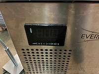 Everlasting pastry a koelwerkbank - afbeelding 3 van  9
