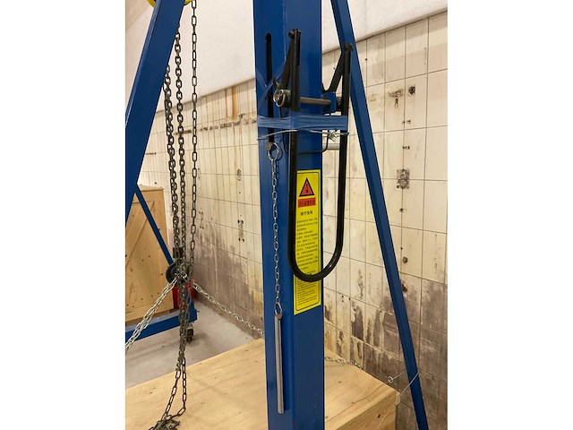 Everlift mt2-3 verplaatsbare portaalkraan - 1000 kg - compleet met loopkat en takel - afbeelding 10 van  11