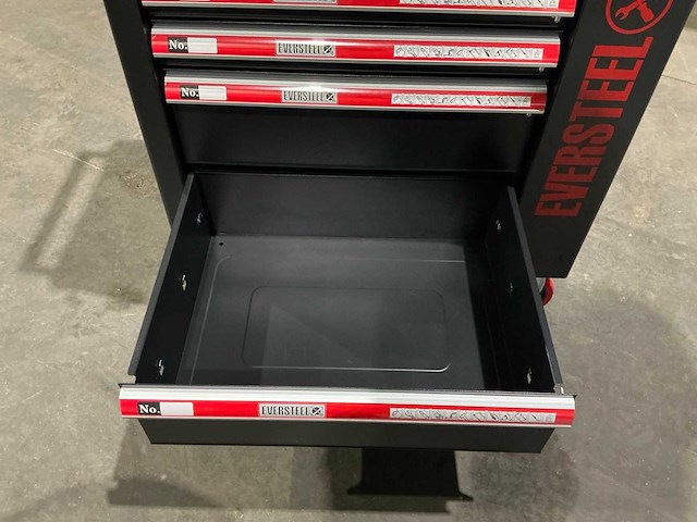 Eversteel gevulde gereedschapswagen - afbeelding 1 van  8