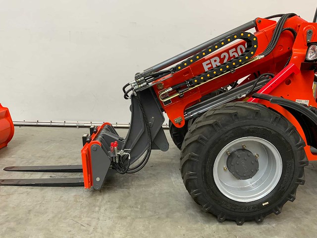 Everun - 2025 - er2500 - telescopische wiellader - afbeelding 30 van  31