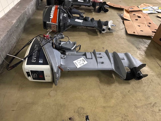 Evinrude - 15 pk - buitenboordmotor - afbeelding 4 van  7