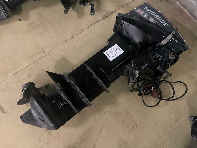 Evinrude - 9,9 pk - buitenboordmotor - afbeelding 3 van  7