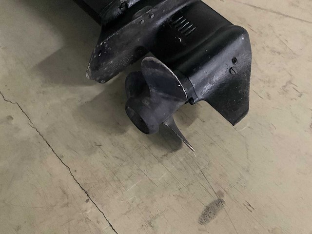 Evinrude - 9,9 pk - buitenboordmotor - afbeelding 7 van  7