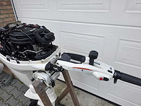 Evinrude - e-tec - 25 pk - buitenboordmotor - afbeelding 9 van  12