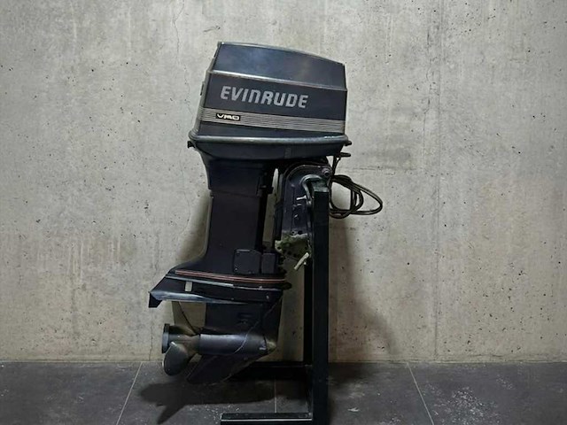 Evinrude - langstaart - 70 pk - vro - buitenboordmotor - afbeelding 1 van  1