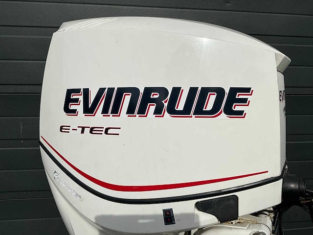 Evinrude - xl-staart e-tec - 150 pk - 2-takt - buitenboordmotor - afbeelding 3 van  22
