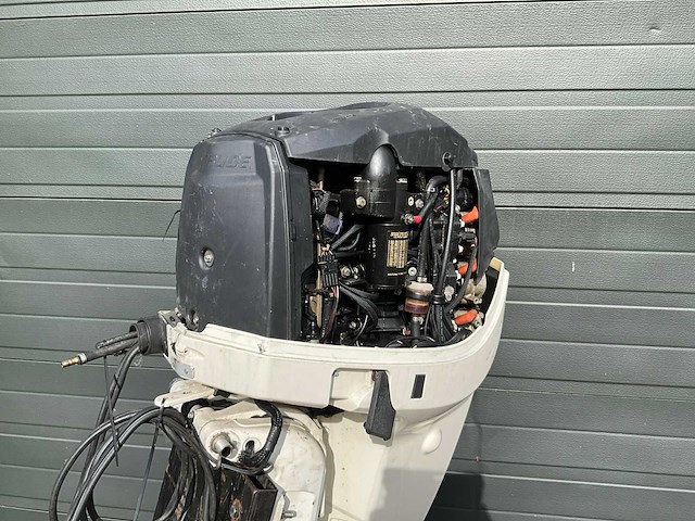 Evinrude - xl-staart e-tec - 150 pk - 2-takt - buitenboordmotor - afbeelding 13 van  22