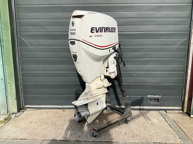 Evinrude - xl-staart e-tec - 150 pk - 2-takt - buitenboordmotor - afbeelding 16 van  22