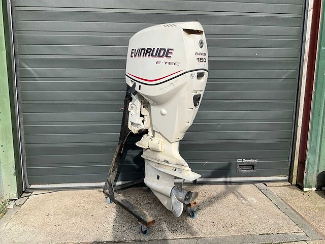Evinrude - xl-staart e-tec - 150 pk - 2-takt - buitenboordmotor - afbeelding 17 van  22